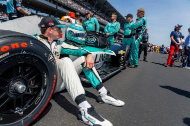 Kanada, Stouffville 'den DALTON KELLETT (4) Indianapolis' teki Indianapolis 500 için yarışmaya hazırlanıyor..