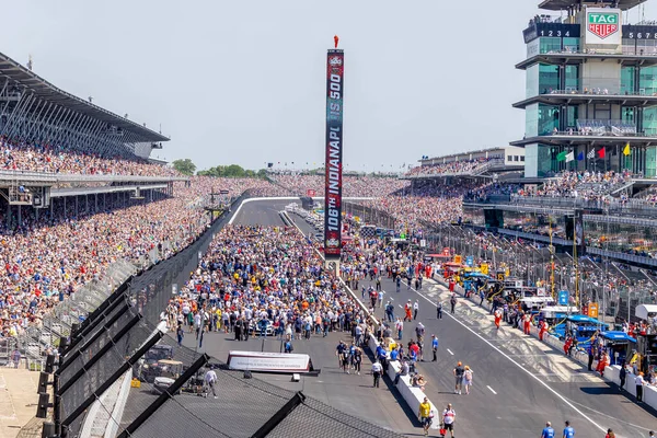 印第安纳波利斯高速道 Indianapolis Motor Speedway 是印第安纳波利斯500的Indycar系列赛的东道主 位于美国密歇根州印第安纳波利斯 — 图库照片