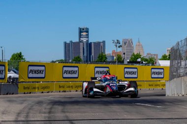 Şikago, Illinois 'den DAVID MALUKAS (18) (R) Detroit' teki Belle Isle Park 'ta yapılacak Chevrolet Detroit Grand Prix' sine hazırlanıyor..