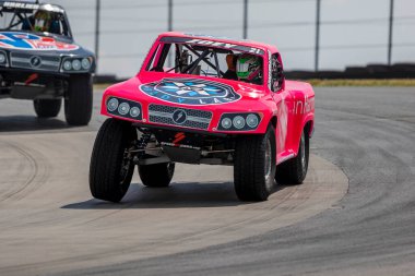 ZOEY EDENHOLM, Honda Indy 200 için Lexington OH 'daki Orta Ohio Spor Araba Kursu' nda pratik yapıyor..