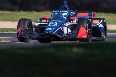 İsviçre 'nin Thun kentinden SIMONA de SILVESTRO (16), Lexington OH' daki Orta Ohio Spor Otomobil Kursu 'nda Honda Indy 200 antrenman oturumunda koşuyor..