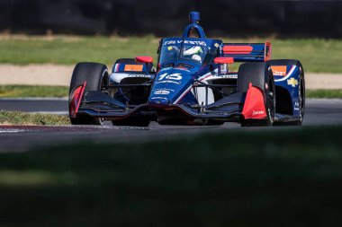 İsviçre 'nin Thun kentinden SIMONA de SILVESTRO (16), Lexington OH' daki Orta Ohio Spor Otomobil Kursu 'nda Honda Indy 200 antrenman oturumunda koşuyor..