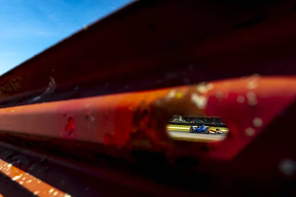 纽西兰奥克兰的斯科特 迪克森 在位于莱辛顿的俄亥俄州中体育馆为本田印第200型跑车举行的一次练习赛上 他正在翻筋斗 — 图库照片