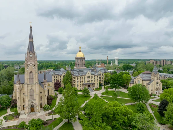 Cúpula Dorada Alto Del Edificio Main Universidad Notre Dame — Foto de Stock