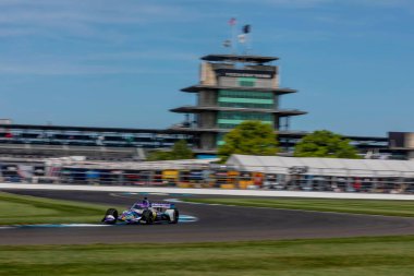 Tokyo 'dan TAKUMA SATO (51), Japonya Indianapolis' teki Indianapolis Motor Yarış Pisti 'nde Gallagher Grand Prix antrenmanı sırasında virajlardan geçer..