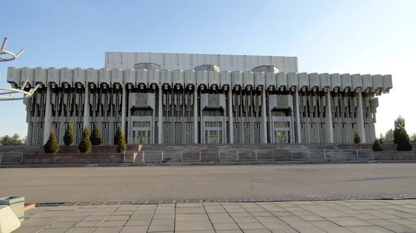 Ташкент палац "Дружби народів". — стокове фото
