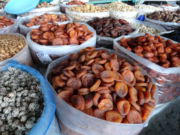 Oriental spices and dishes. — Stock Photo, Image