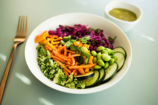 Fıstık soslu Asya Buda Kasesi