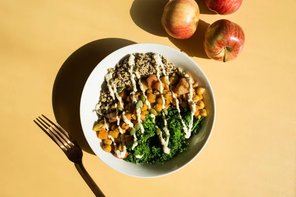 Elma Düşüşü Protein Kasesi