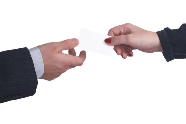 обмен визитками между мужчиной и женщиной
