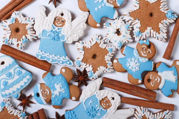 Christmas gingerbread cookies with cinnamon and anise — Stock Photo, Image