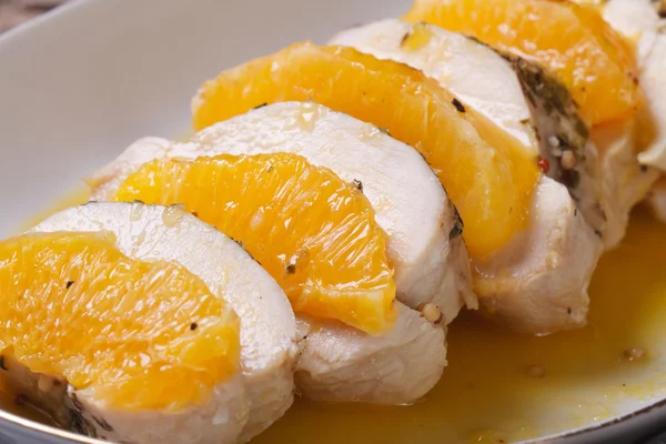 Chicken fillet with oranges and sweet and sour sauce — Stock Photo, Image