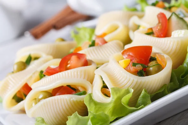 Lumakoni pasta stuffed with fresh vegetables — Stock Photo, Image