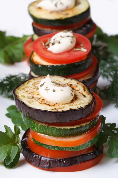 Appetizer of baked vegetables with sauce closeup top view — Stock Photo, Image