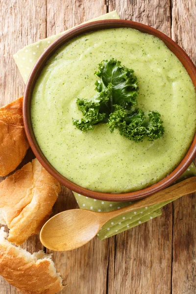 Creamy Potato Kale Soup Served Bread Close Bowl Table Vertical — Stock Photo, Image