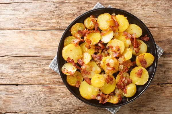 Pommes Terre Sautées Allemandes Bratkartoffeln Avec Bacon Oignon Fermer Dans — Photo