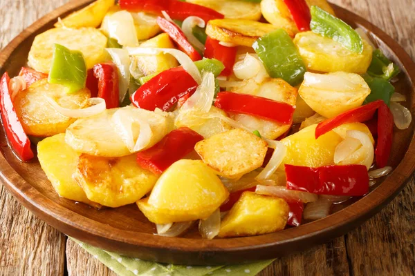 Patatas Españolas Pobre Pobre Las Patatas Del Hombre Cierran Plato —  Fotos de Stock