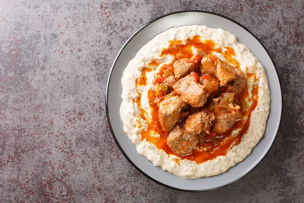 Turkish Food Hunkar Begendi Made Eggplant Meat Closeup Plate Table — 스톡 사진