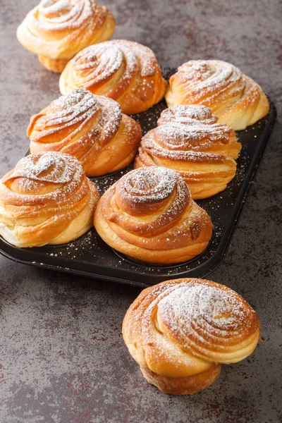 Cruffins Flaky Buttery Covered Powdered Sugar Closeup Muffin Pan Table — Stock Photo, Image