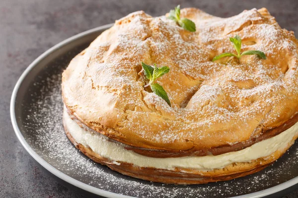 Gâteau Eclair Karpatka Est Fait Une Bouffée Crème Géante Deux — Photo