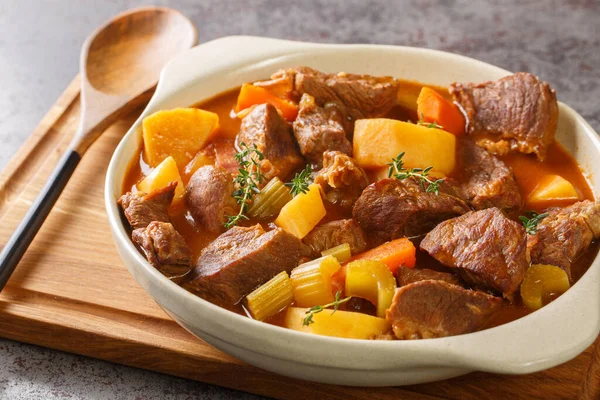 Ragoût Irlandais Traditionnel Viande Légumes Dans Une Sauce Épaisse Base — Photo