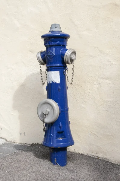 Blauer Wasserhydrant — Stockfoto