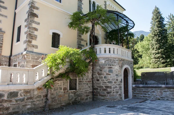 Büyük İtalya'da yer levico Terme'deki bina — Stok fotoğraf