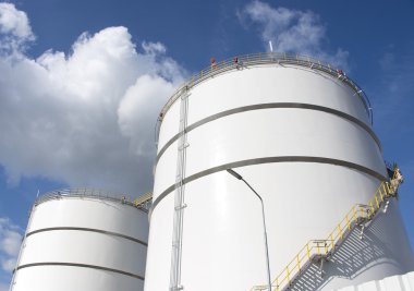 Petrol depolama tankları