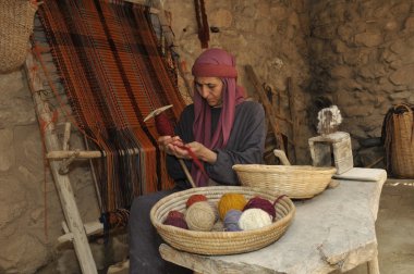 nazareth İsrail woll ile kadın