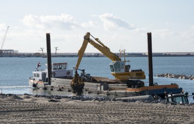 Hollanda'da europoort adlı çalışma tarak gemisi