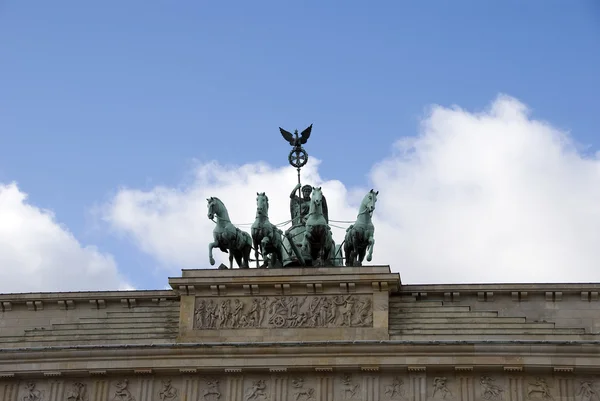 Monument on brandenburger tor — Stock Photo, Image