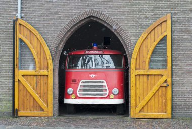 Hollanda'da eski itfaiye arabası