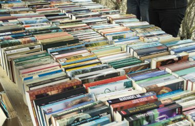 kitap kitap piyasada