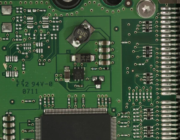 Circuit électrique vert avec micropuces — Photo