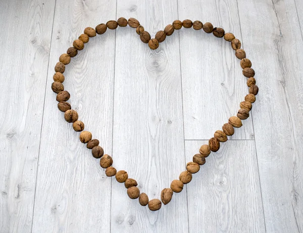 Forma do coração de wallnuts — Fotografia de Stock