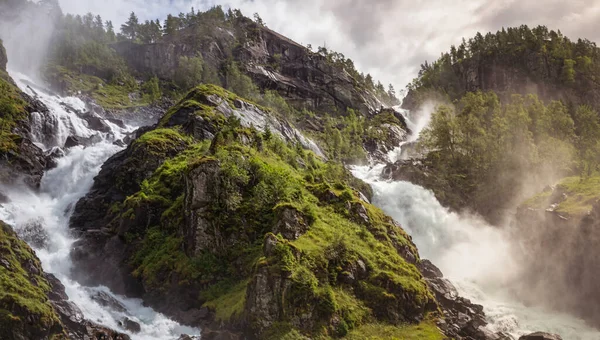 Latefossen vattenfall Norge — Stockfoto