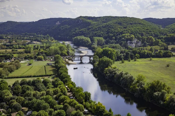 Beynac France 2022 Camping Beynac River Dordogne Boats Seen Castle — Stock Photo, Image