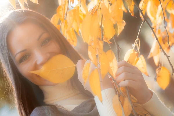 Girl portrait in autumn garden — Stok fotoğraf