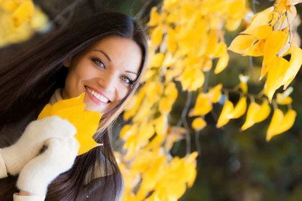 Girl portrait in autumn garden — Stok fotoğraf