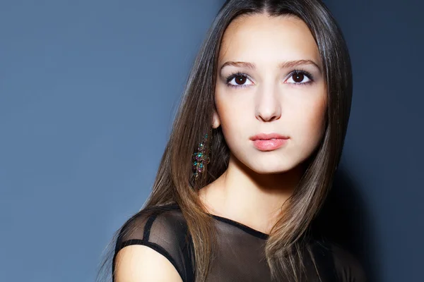 Girl portrait in studio — Stock Photo, Image