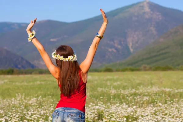 Girl on the meadow — Stock Photo, Image