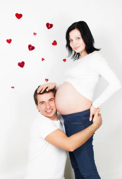 Pregnant mother and happy father — Stock Photo, Image