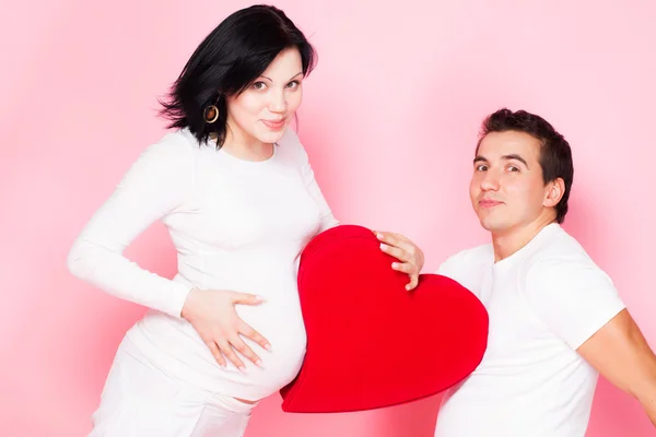 Madre embarazada y padre feliz — Foto de Stock