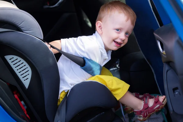 Child in the car — Stock Photo, Image
