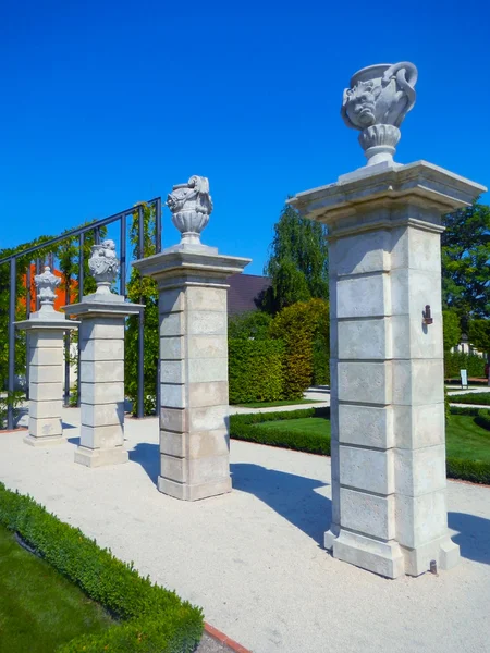 Giardino di un castello barocco — Foto Stock