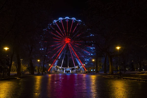Roda gigante em Szeged no tempo de inverno — Fotografia de Stock