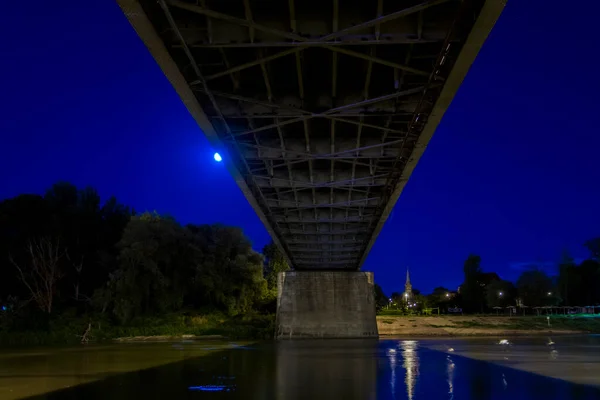Unter Der Brücke Von Szeged Bei Nacht — Stockfoto