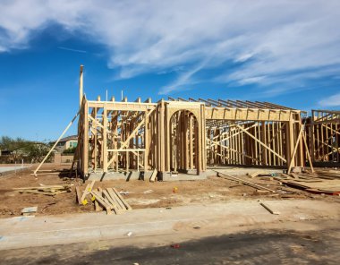 Çerçevelenmiş Diş telleriyle Yepyeni Ev