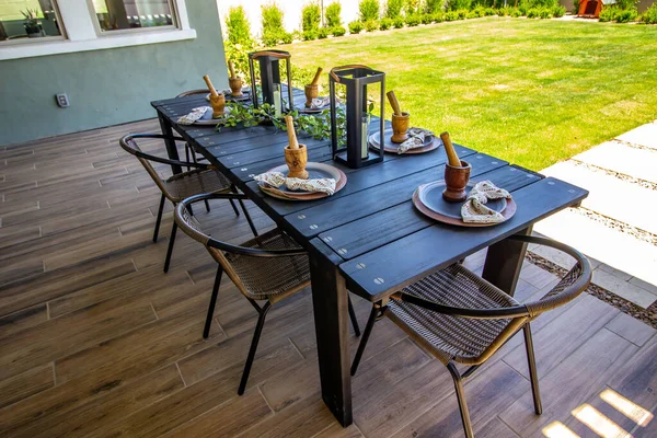 Rear Patio Wooden Table Chairs — Photo