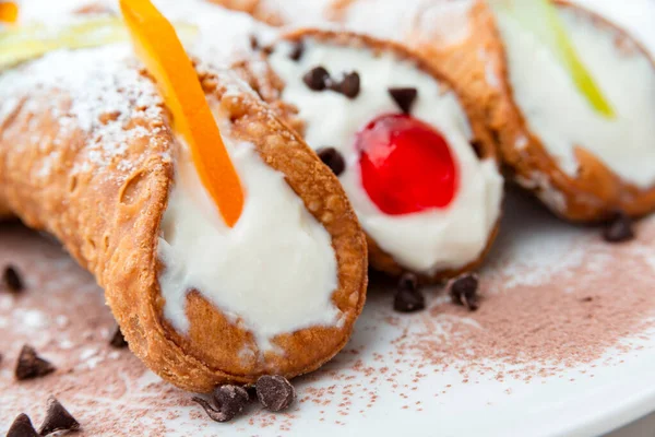 Sicilian Cannoli Postre Italiano Tradicional — Foto de Stock